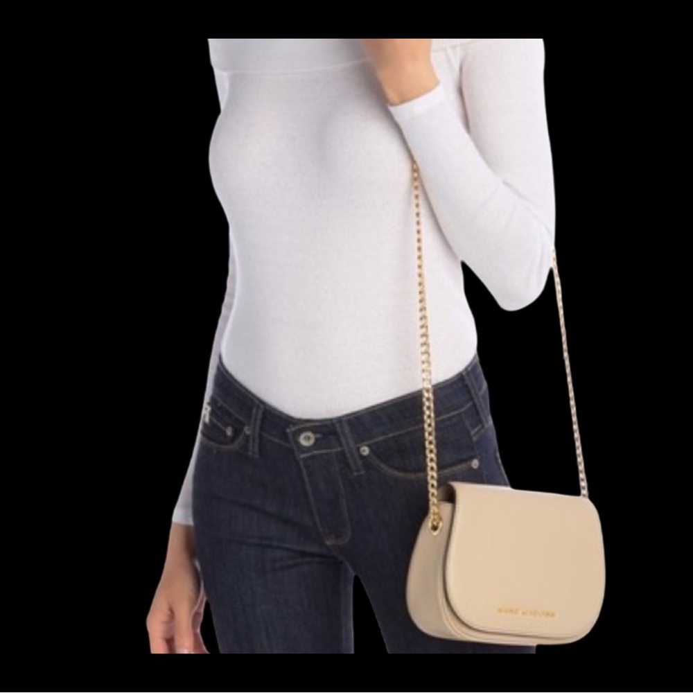 Marc Jacobs Antique Beige Gold Chain Leather Crossbody Shoulder Bag - Picture 2 of 7